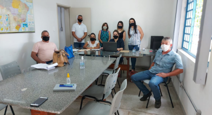 EQUIPE DE SERVIDORES DO SAAE DE PASSOS VISITAM SEDE DA AUTARQUIA DE BOA ESPERANÇA PARA ACOMPANHAR PREGÃO PRESENCIAL